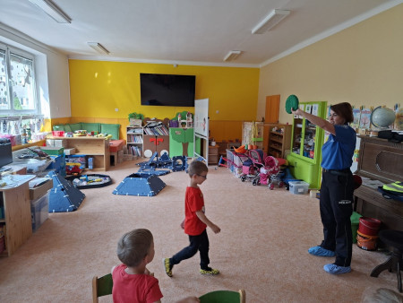 Navštívila nás paní policistka